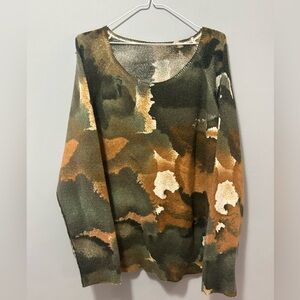 Camouflage Print Women's Top